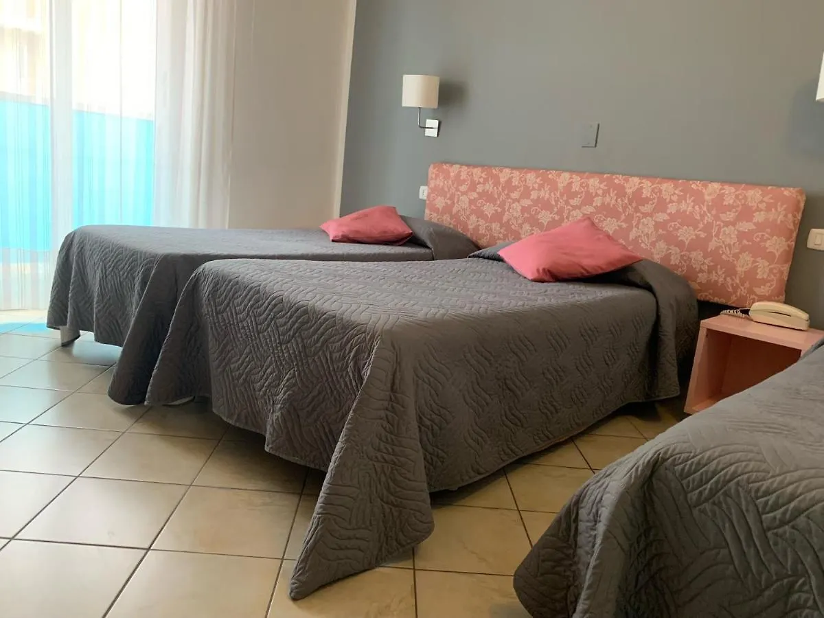 Hotel Spiaggia Marconi Rimini 3*,